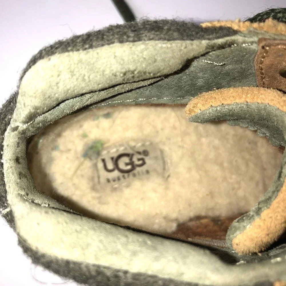 UGG Chestnut Suede Lace-Up Booties High Top Kids Unisex Size 9 Boots